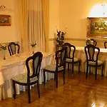 Canusium Szálloda 3*