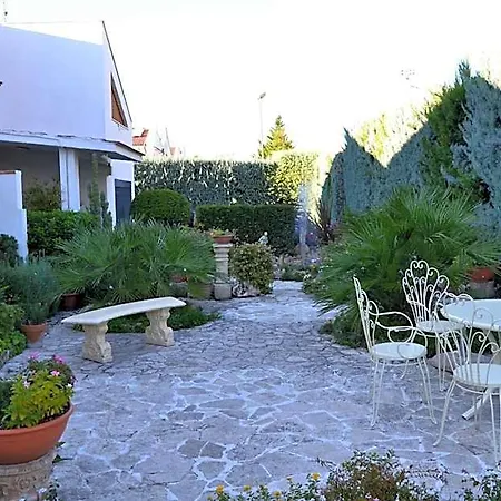 Canusium Hotel 3*