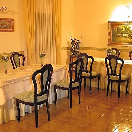 Canusium Hotel 3*